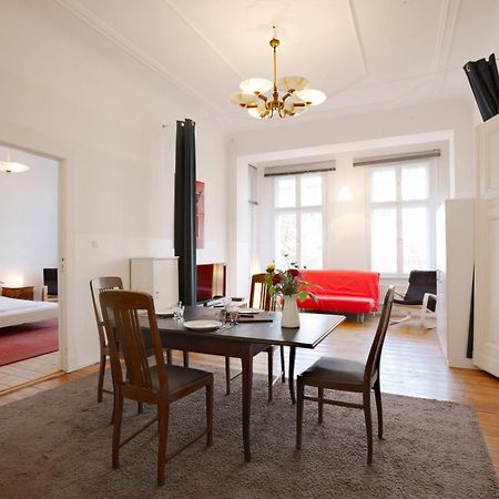 Elegante Altbauwohnung ベルリン エクステリア 写真